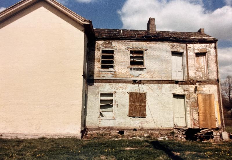 Photograph of east elevation pre-rehabilitation, 1980s. University of Kentucky Special Collections: Blue Grass Trust for Historic Preservation records, 2009ms149 Box P1, file 24